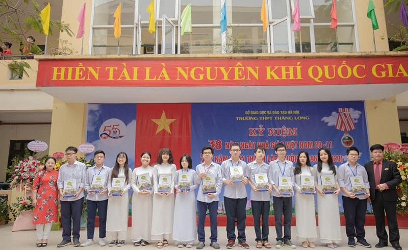 trường-thpt-thăng-long-giới-thiệu