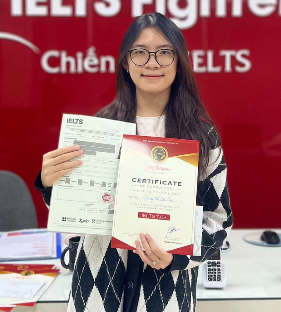 H&agrave; Linh 7.0 IELTS