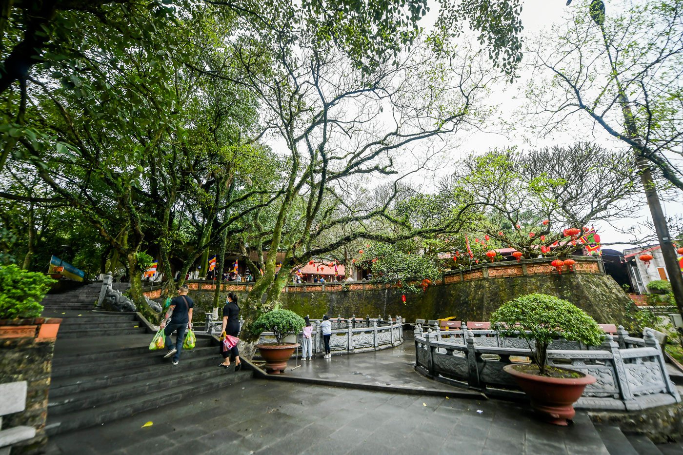 Đền thờ tại tỉnh Hải Dương