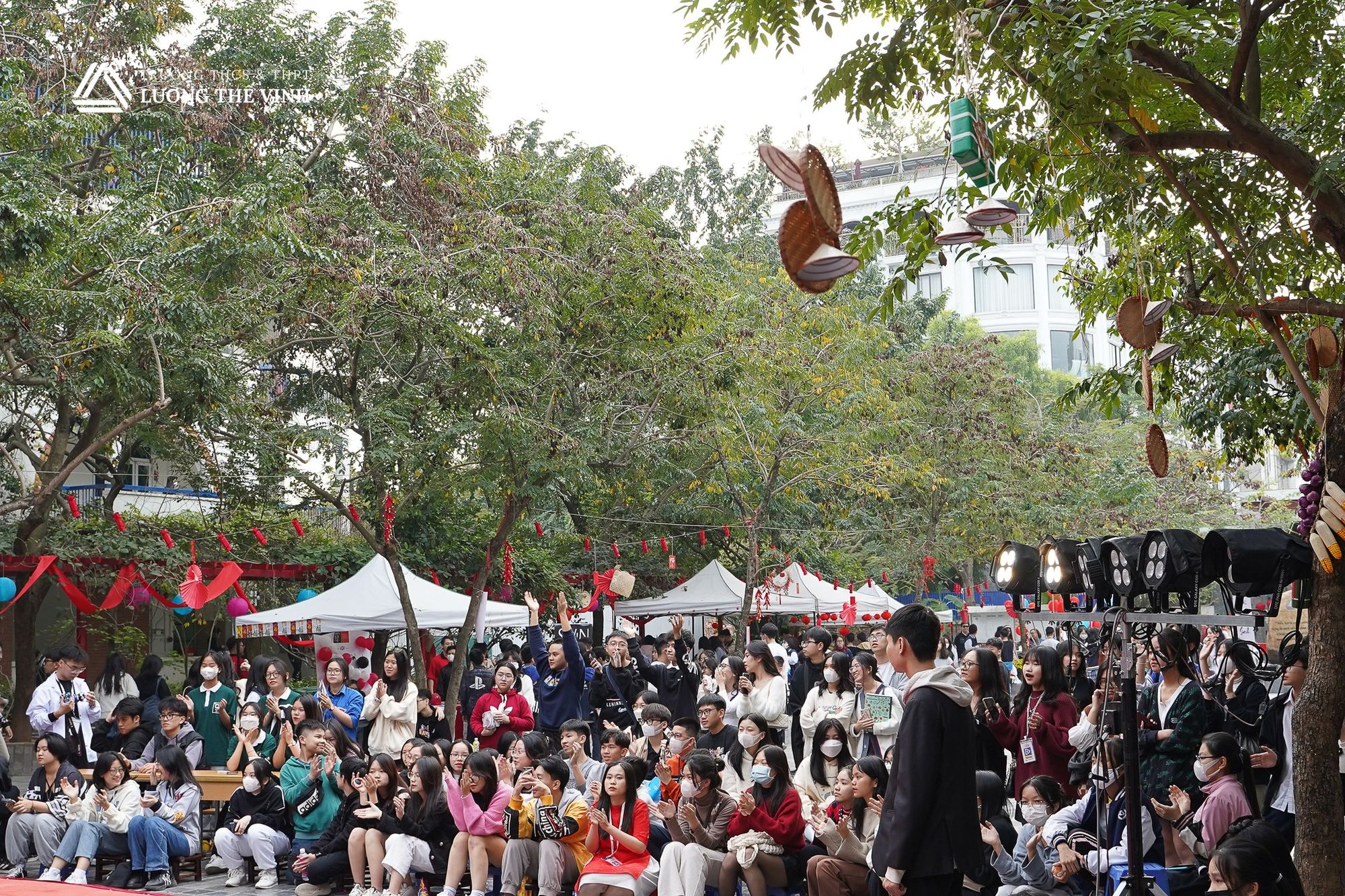 hoạt động ngoại kho&aacute; d&agrave;nh cho học sinh