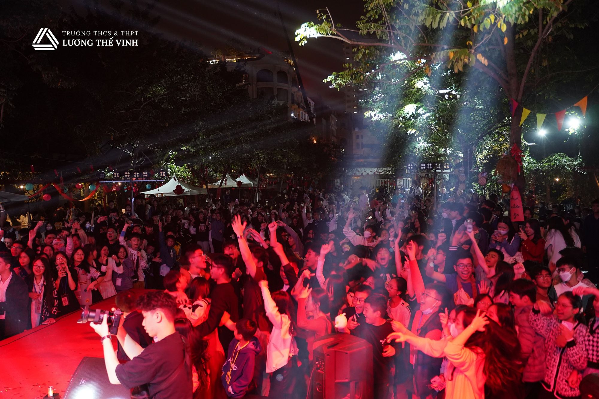 hoạt động ngoại kho&aacute; của trường