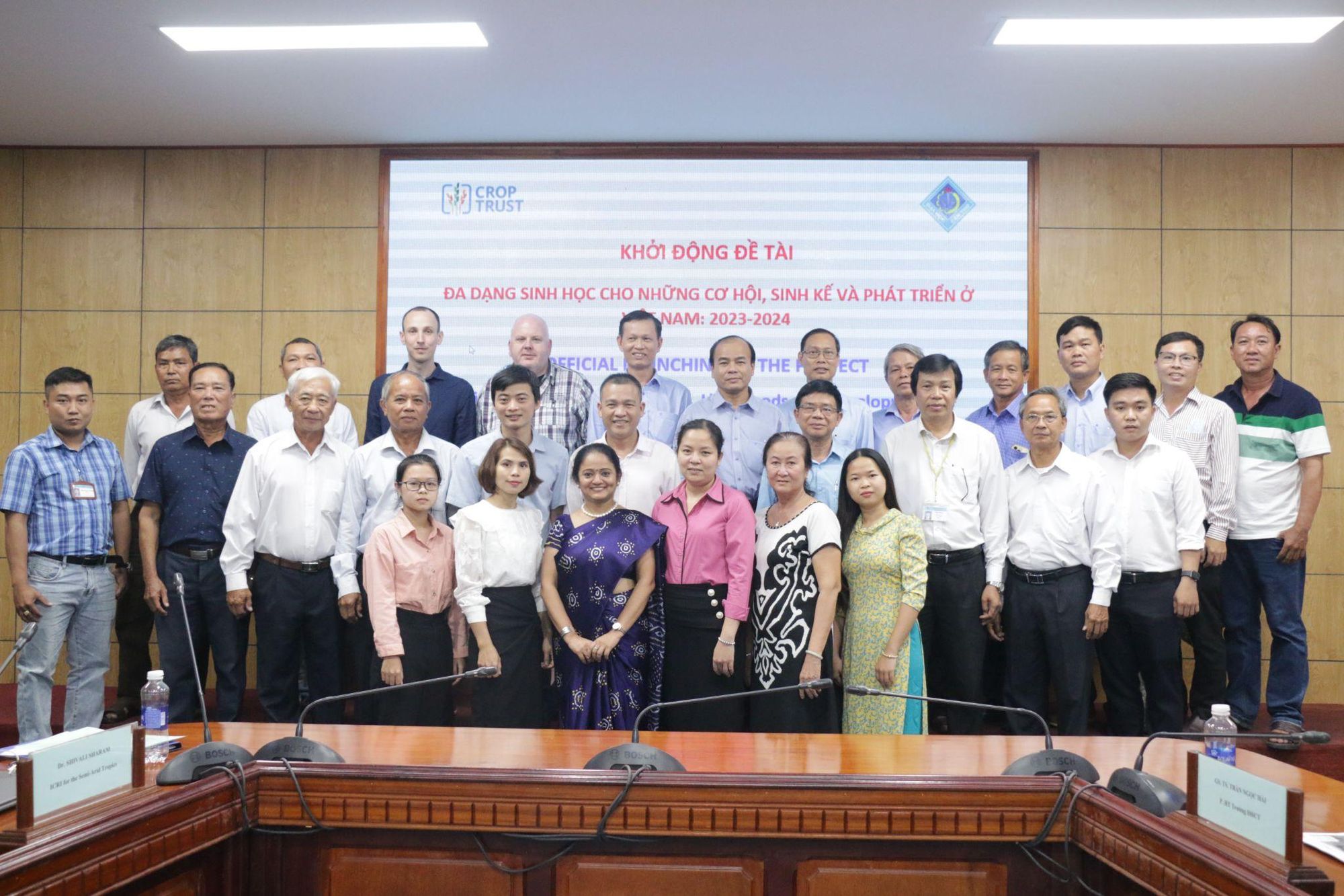 C&aacute;c hoạt động nghi&ecirc;n cứu khoa học