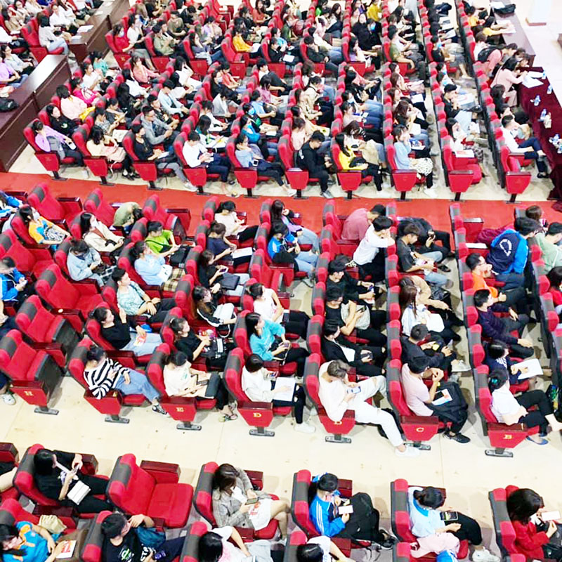 Thi thử IELTS đại học Thương Mại - IELTS Fighter 6