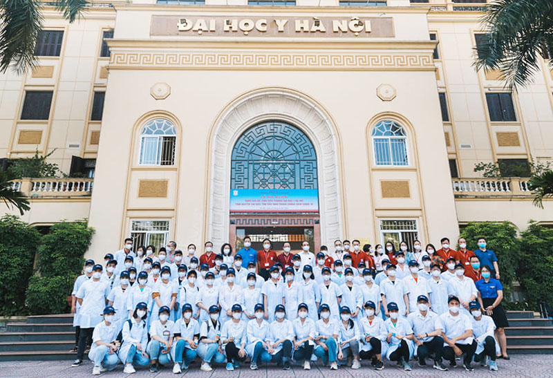 giảng vi&ecirc;n sinh vi&ecirc;n đh y h&agrave; nội