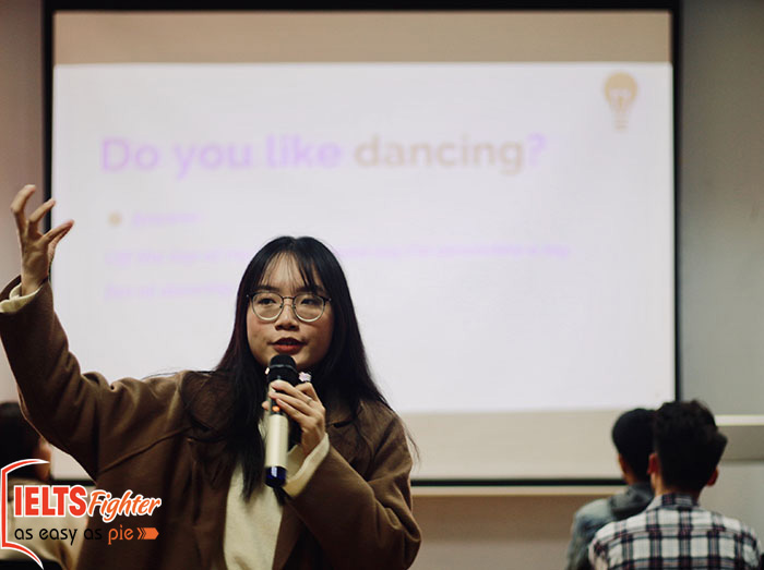 IELTS Fighter tổ chức talkshow tại đại học FPT
