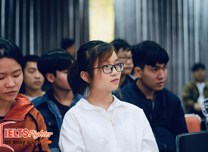 IELTS Fighter tổ chức talkshow tại đại học FPT