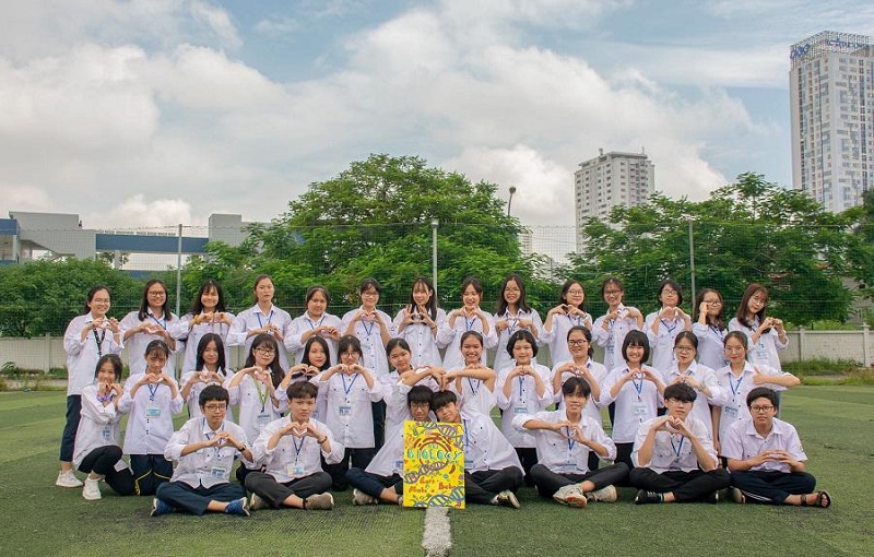 trường-thpt-chuy&ecirc;n-nguyễn-huệ-th&agrave;nh-t&iacute;ch