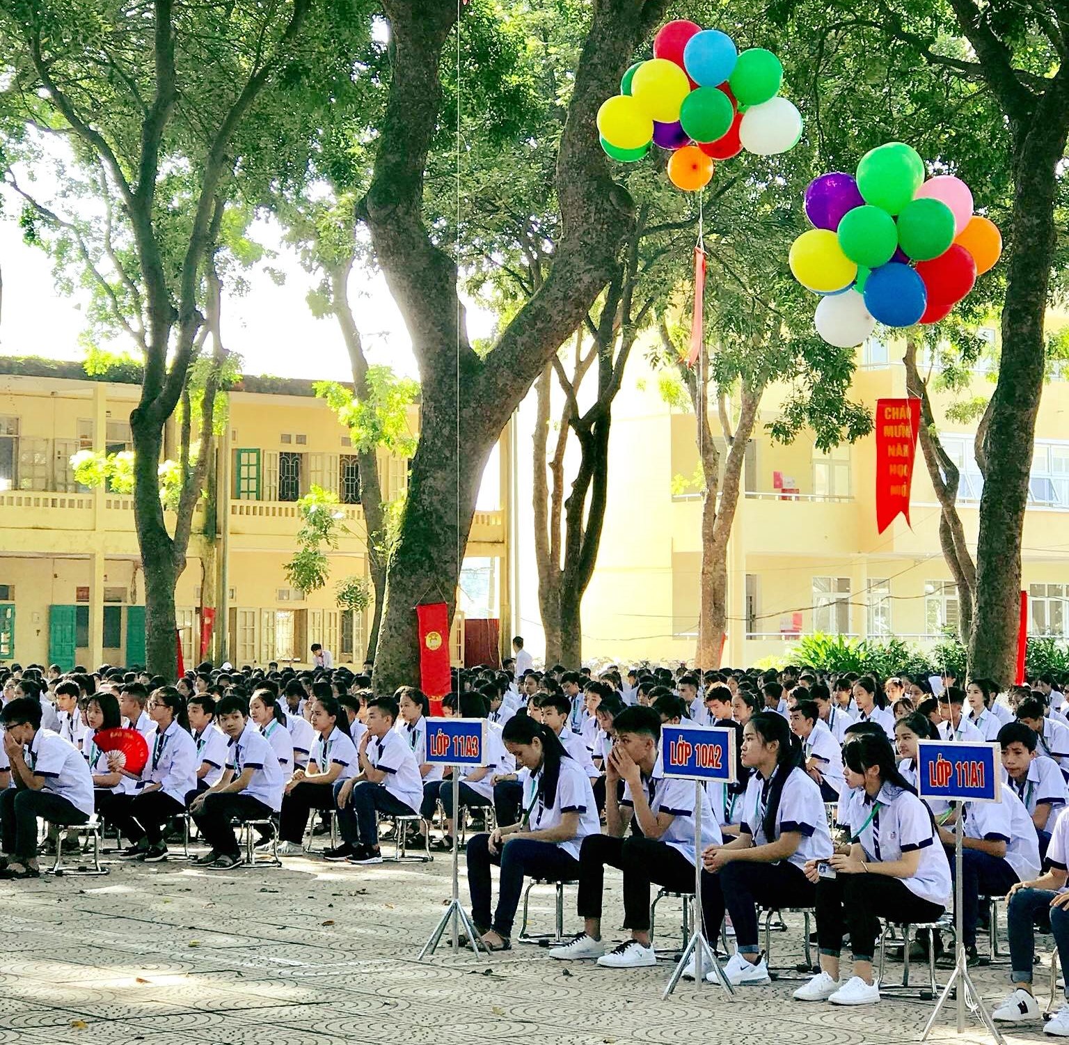 Kh&ocirc;ng gian trường thpt nguyễn du thanh oai