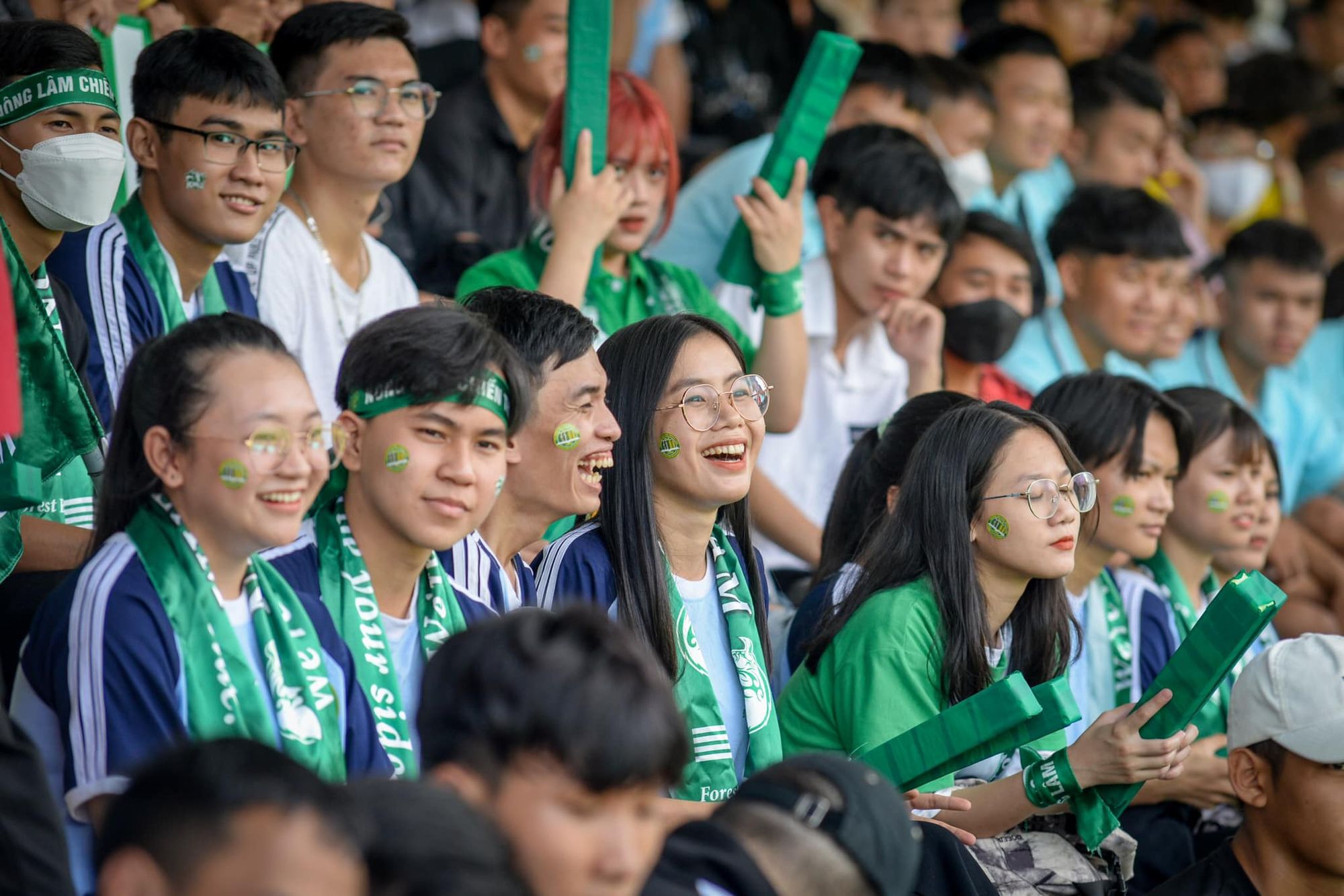 hoạt động cổ vũ của sinh vi&ecirc;n