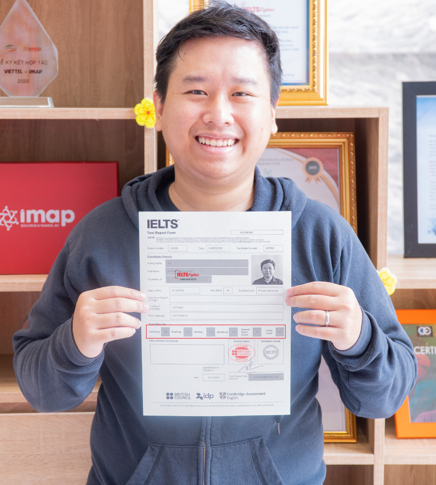 Học vi&ecirc;n đạt 7.5 IELTS