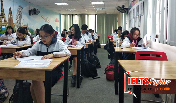 Thi thử IELTS tại trường Lương Thế Vinh