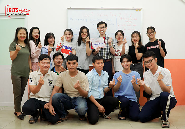 tổng kết cuộc thi ảnh IELTS Fighter here and ther 5