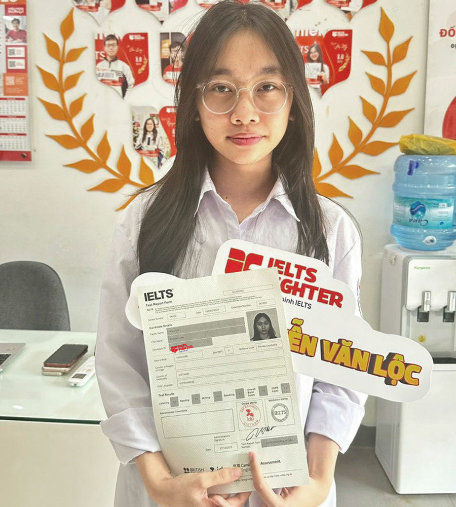 Nguyễn Kh&aacute;nh Linh 7.0 IELTS