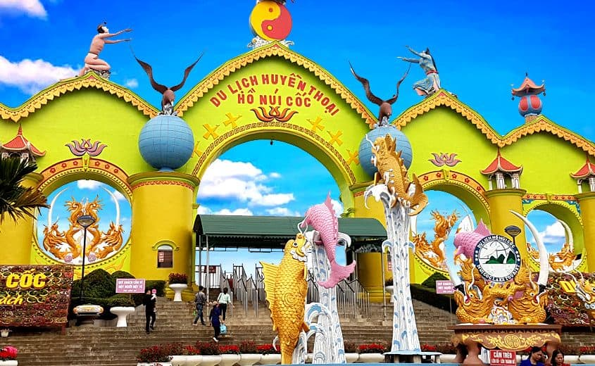 du lịch hồ N&uacute;i Cốc