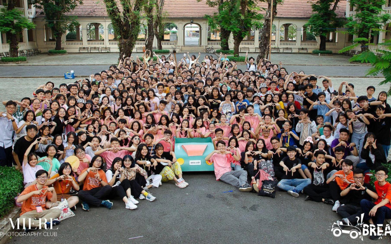 Hoạt động ngoại kho&aacute; của trường