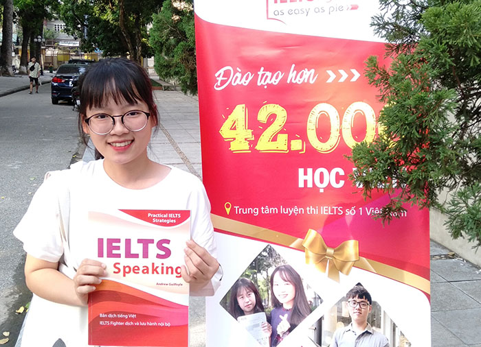 IELTS Fighter tài trợ vàng đón tân sinh viên Học viện Báo chí tuyên truyền 6