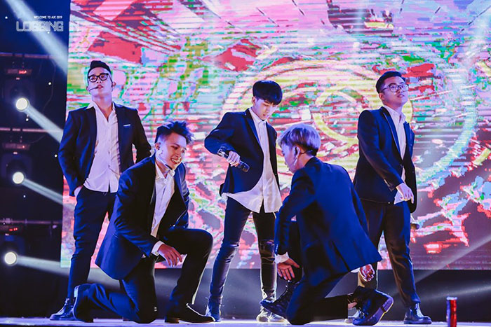 IELTS Fighter tài trợ vàng đón tân sinh viên Học viện Báo chí tuyên truyền