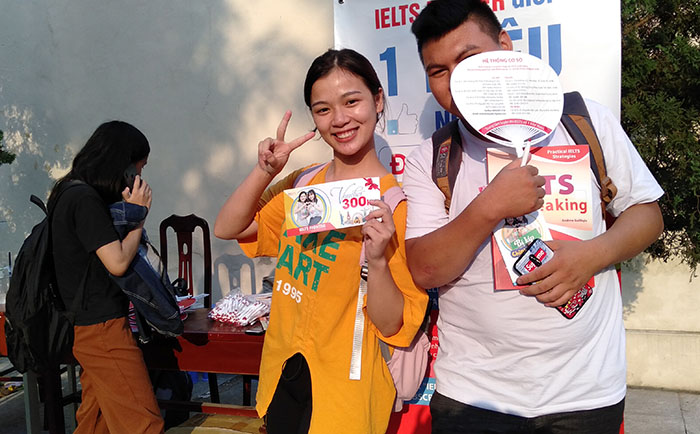 IELTS Fighter tài trợ vàng đón tân sinh viên Học viện Báo chí tuyên truyền 13