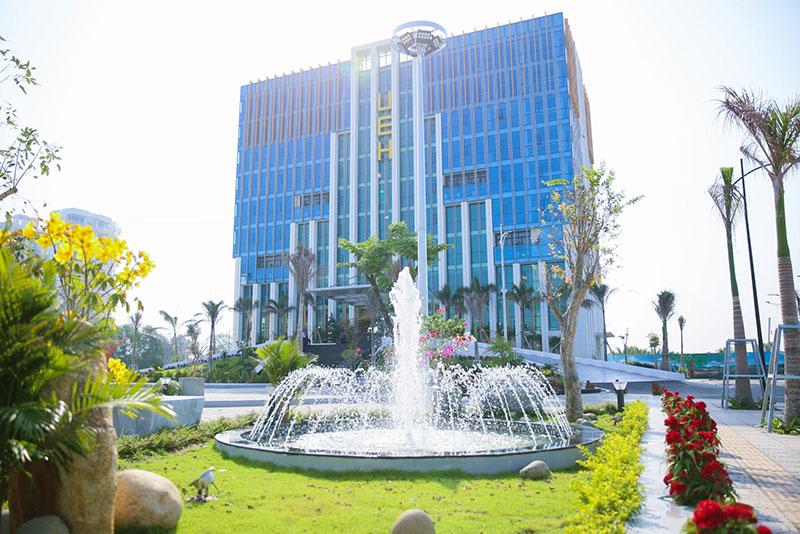 c&aacute;c trường đại học ở TP Hồ Ch&iacute; Minh- đại học Kinh tế TP HCM