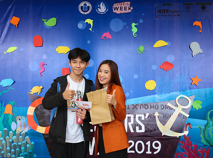 IELTS Fighter tài trợ chương trinh tân sinh viên Freshers’ Week 2019 4