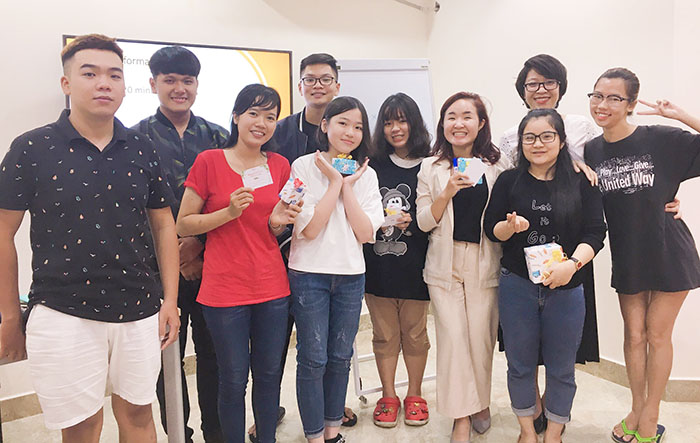 IELTS Fighter - Lan tỏa yêu thương chúc mừng ngày Phụ nữ Việt Nam 20/10 - 17