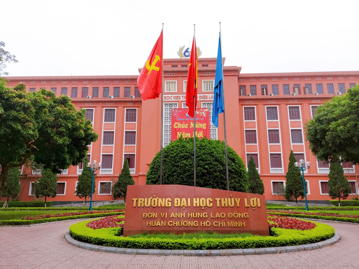 khu&ocirc;n vi&ecirc;n đại học Thuỷ Lợi