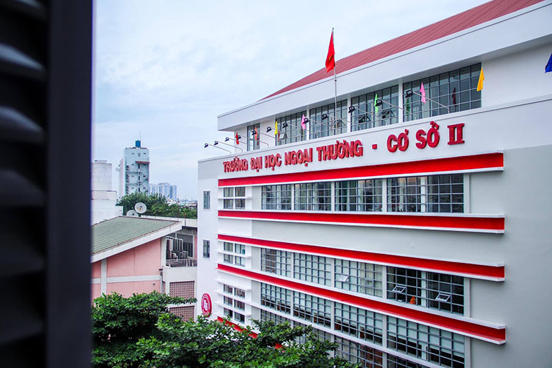 trường đại học ngoại thương cs 2
