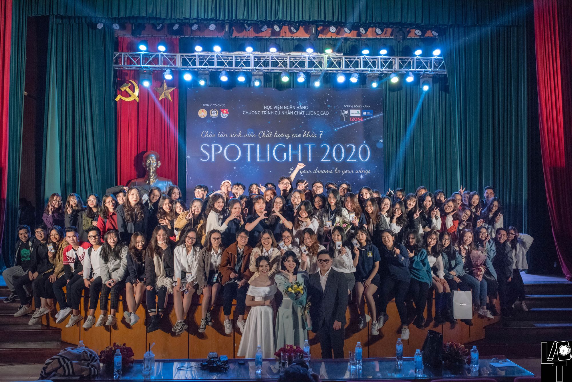 đ&ecirc;m nhạc hội Học viện Ng&acirc;n h&agrave;ng