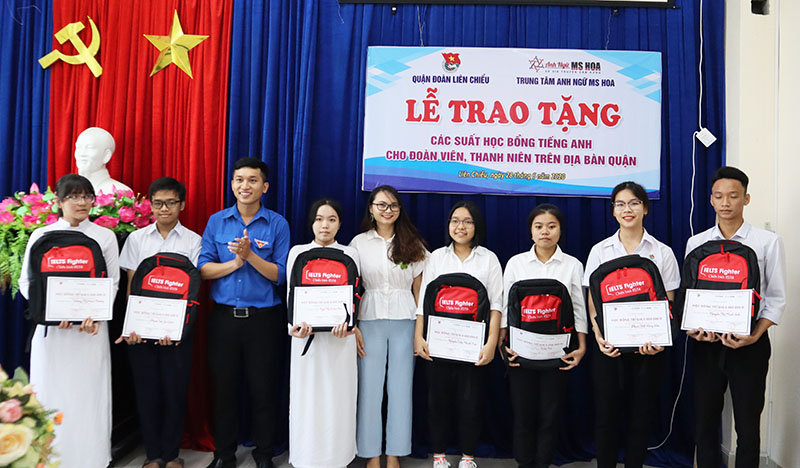 IELTS Fighter trao tặng học bổng chắp cánh tài năng học sinh, sinh viên Đà Nẵng 1