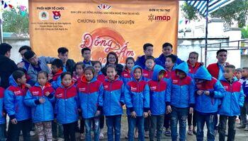 ielts-fighter-mang-dong-am-ve-ban-lang-dien-lam-2764